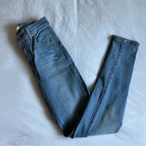 ✖️SOLD✖️ Levi’s Mile High Skinny Jean